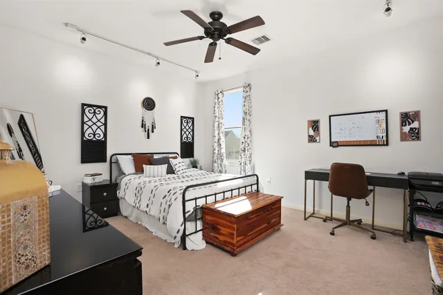 $218,000 | 1413 Kirwin Street, Galveston, TX 77551