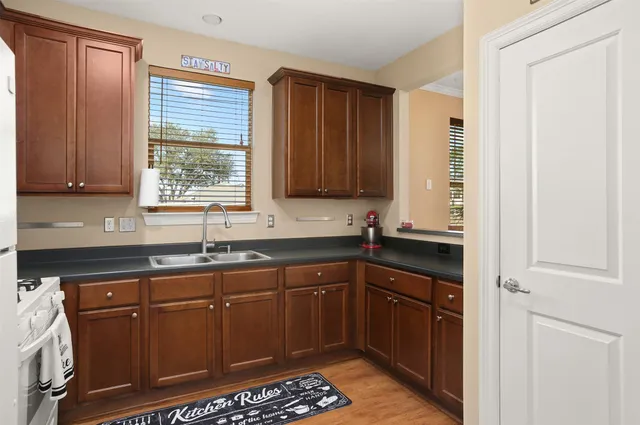 $218,000 | 1413 Kirwin Street, Galveston, TX 77551