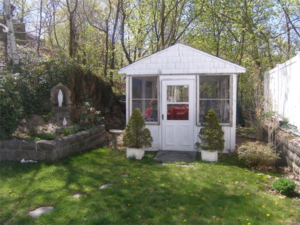 48 Murray Hill Road Malden, MA 02148 - Photo 18 of 20