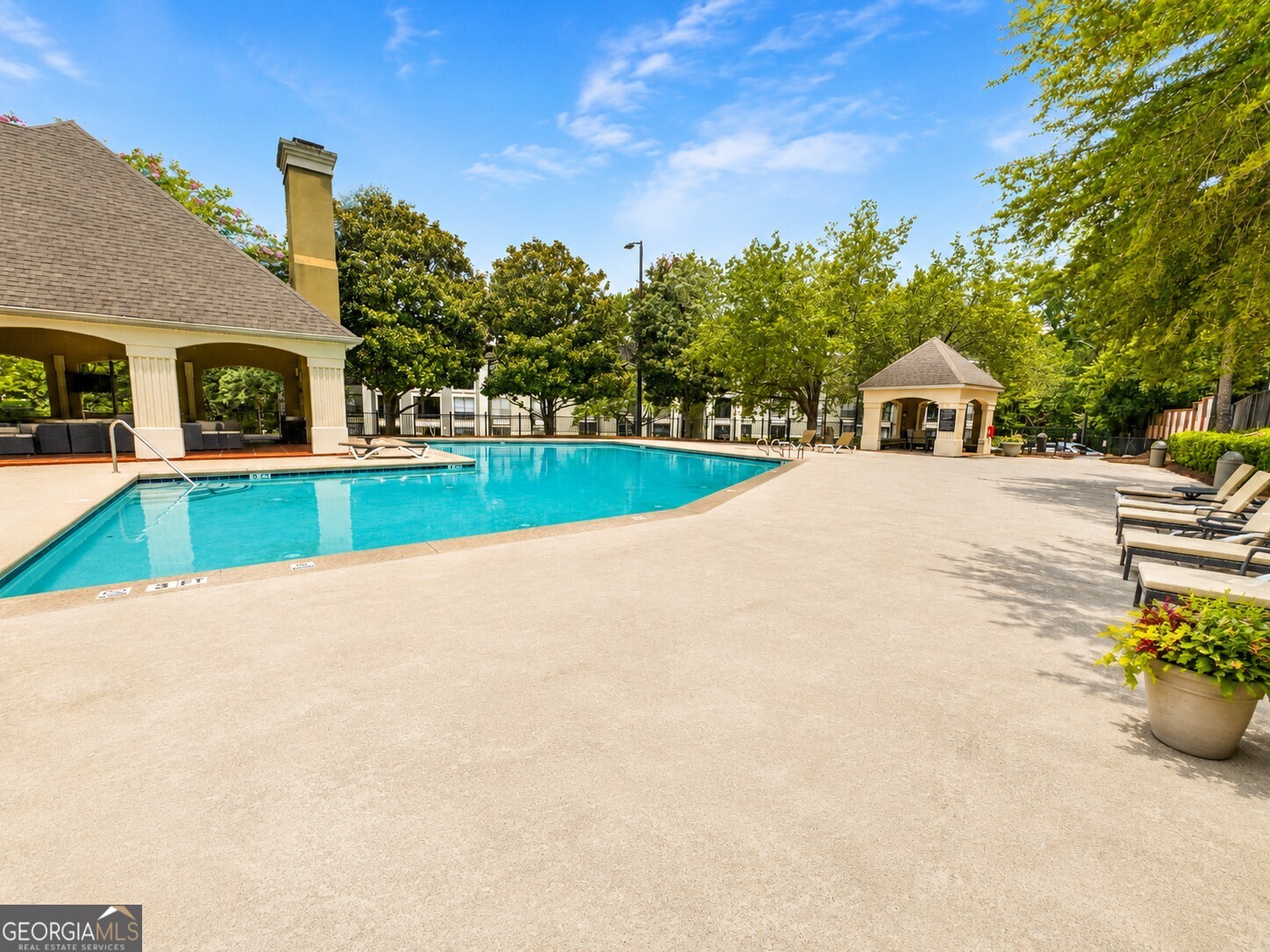 2657 Lenox Road Northeast, Unit 181 Atlanta, GA 30324 - Photo 5 of 15 Gallery Image 5