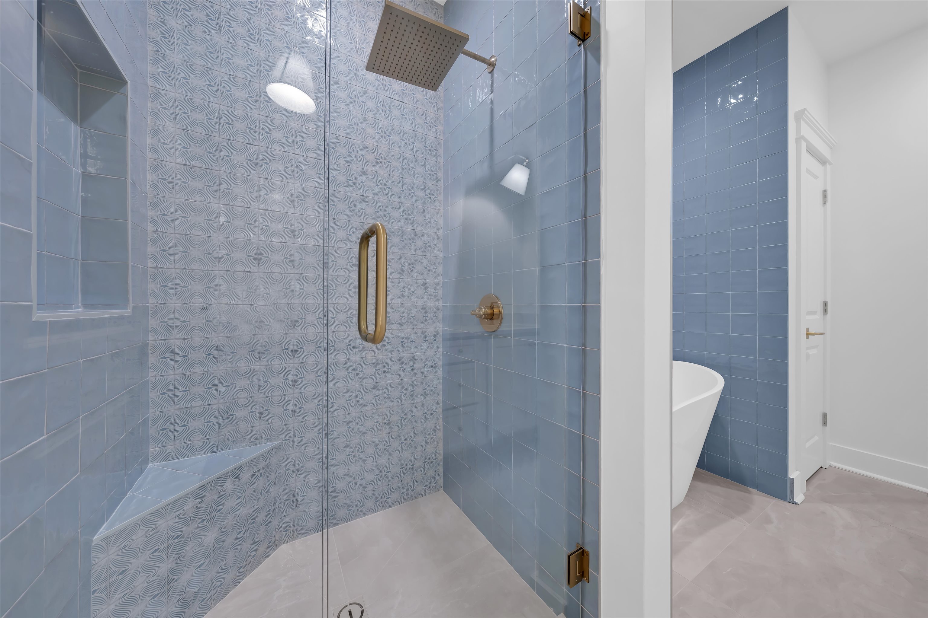 674 Oleander Street Gulf Shores, AL 36542 - Photo 17 of 33 Bathroom