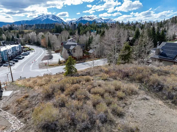 $649,000 | 321 Tenderfoot Street, Dillon, CO 80435