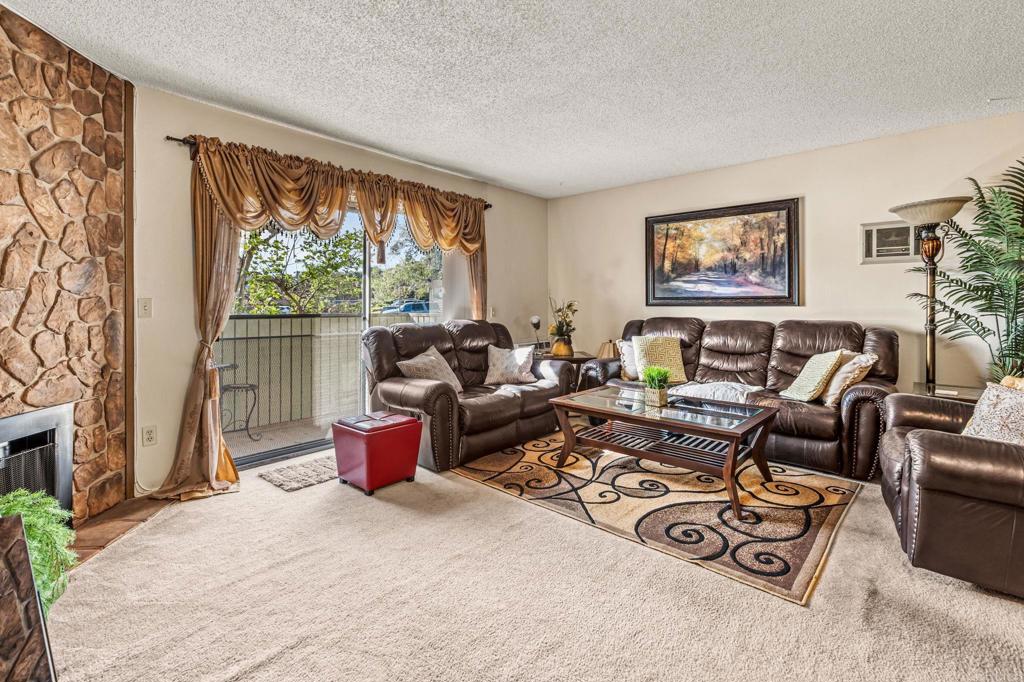 276 South Pierce Street El Cajon, CA 92020 - Photo 1 of 23