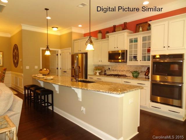 9128 Inverness Bay Road Charlotte, NC 28278 - Photo 2 of 13 Gallery Image 2