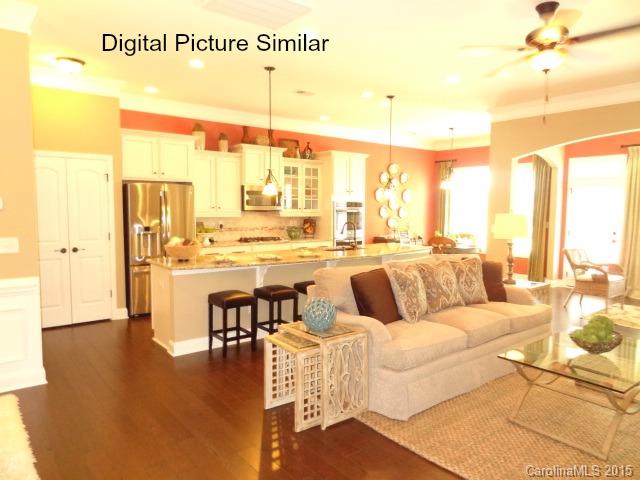 9128 Inverness Bay Road Charlotte, NC 28278 - Photo 6 of 13 Gallery Image 6