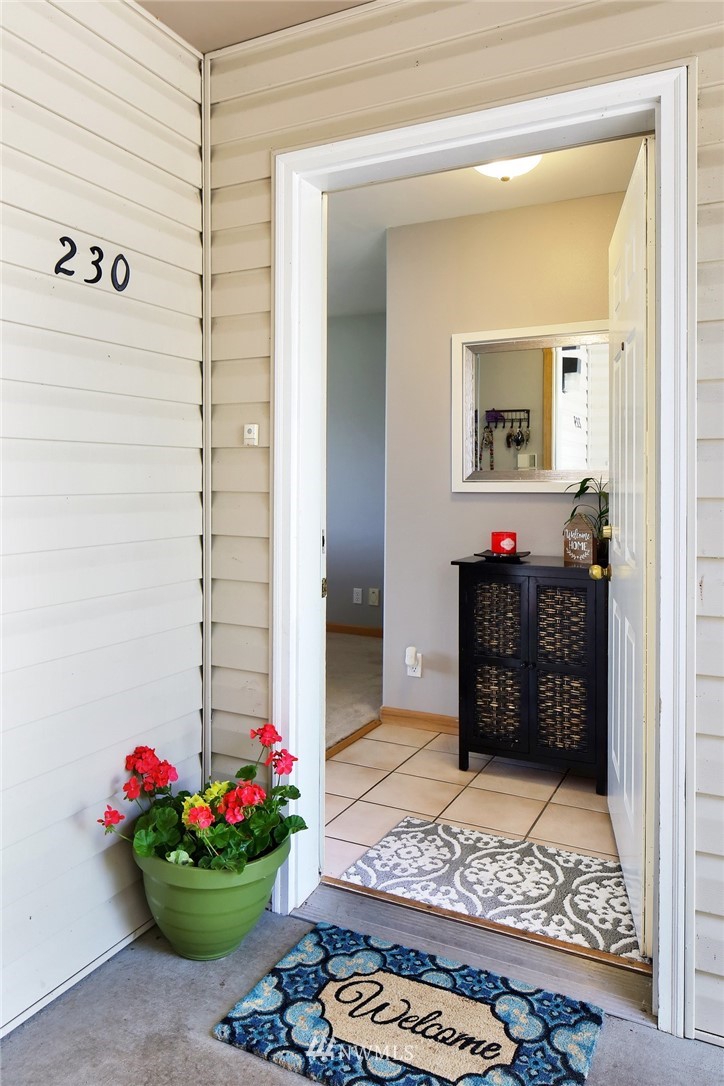 641 West Horton Way, Unit 230 Bellingham, WA 98226 - Photo 2 of 22