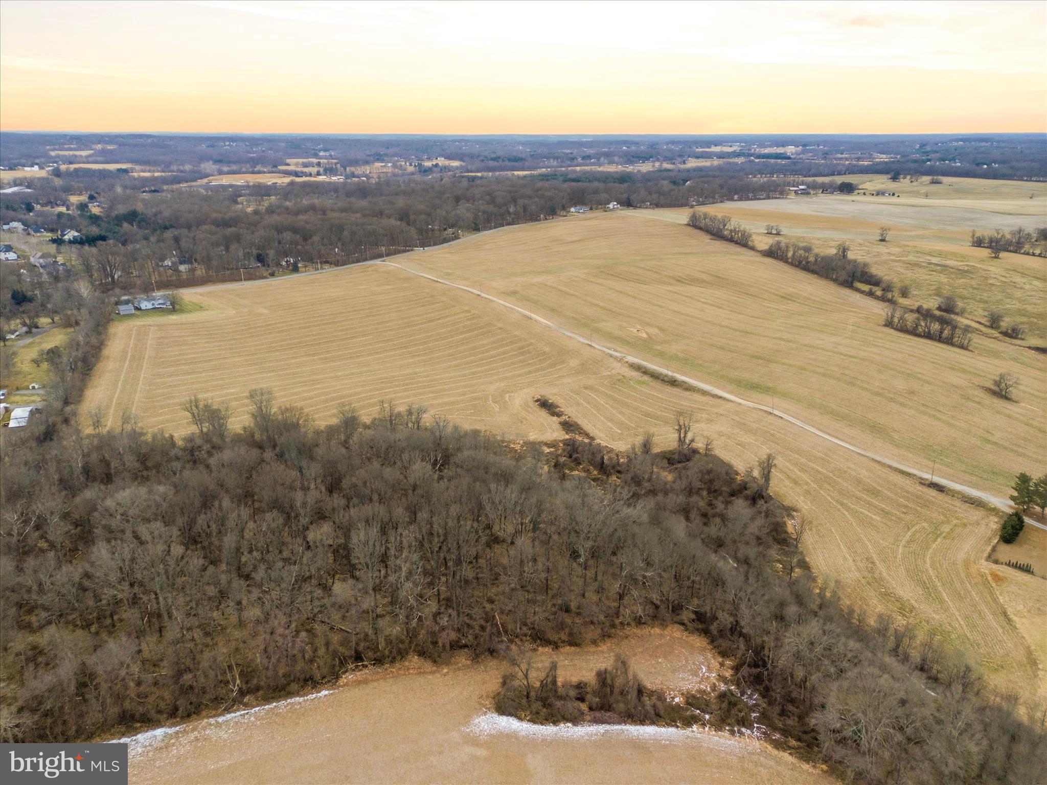 13090 Old Frederick Road Sykesville, MD 21784 - Photo 6 of 31 13090 Old Frederick Rd-006