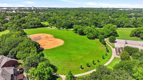 $825,000 | 3228 Horseshoe Drive, Grapevine, TX 76051