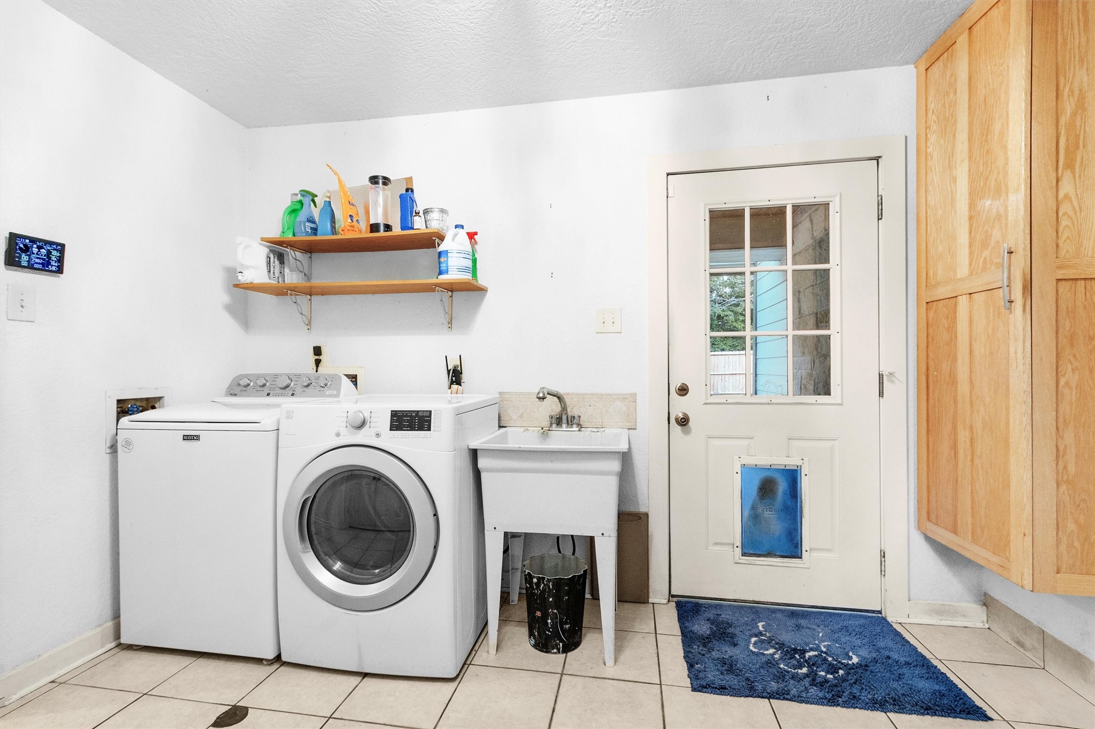 528 Catfish Lane Conroe, TX 77384 - Photo 27 of 49 a utility room with dryer and washer