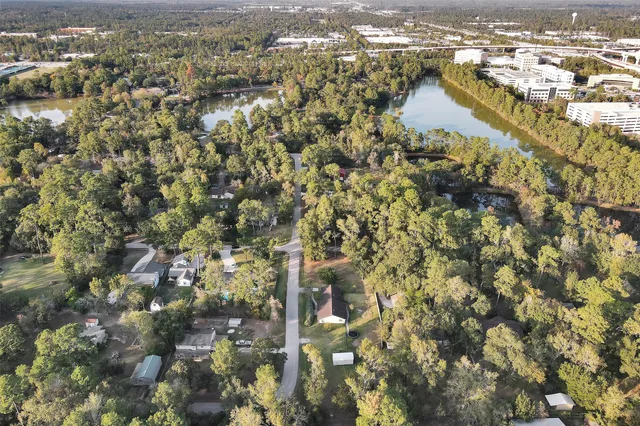 $399,999 | 528 Catfish Lane, Conroe, TX 77384