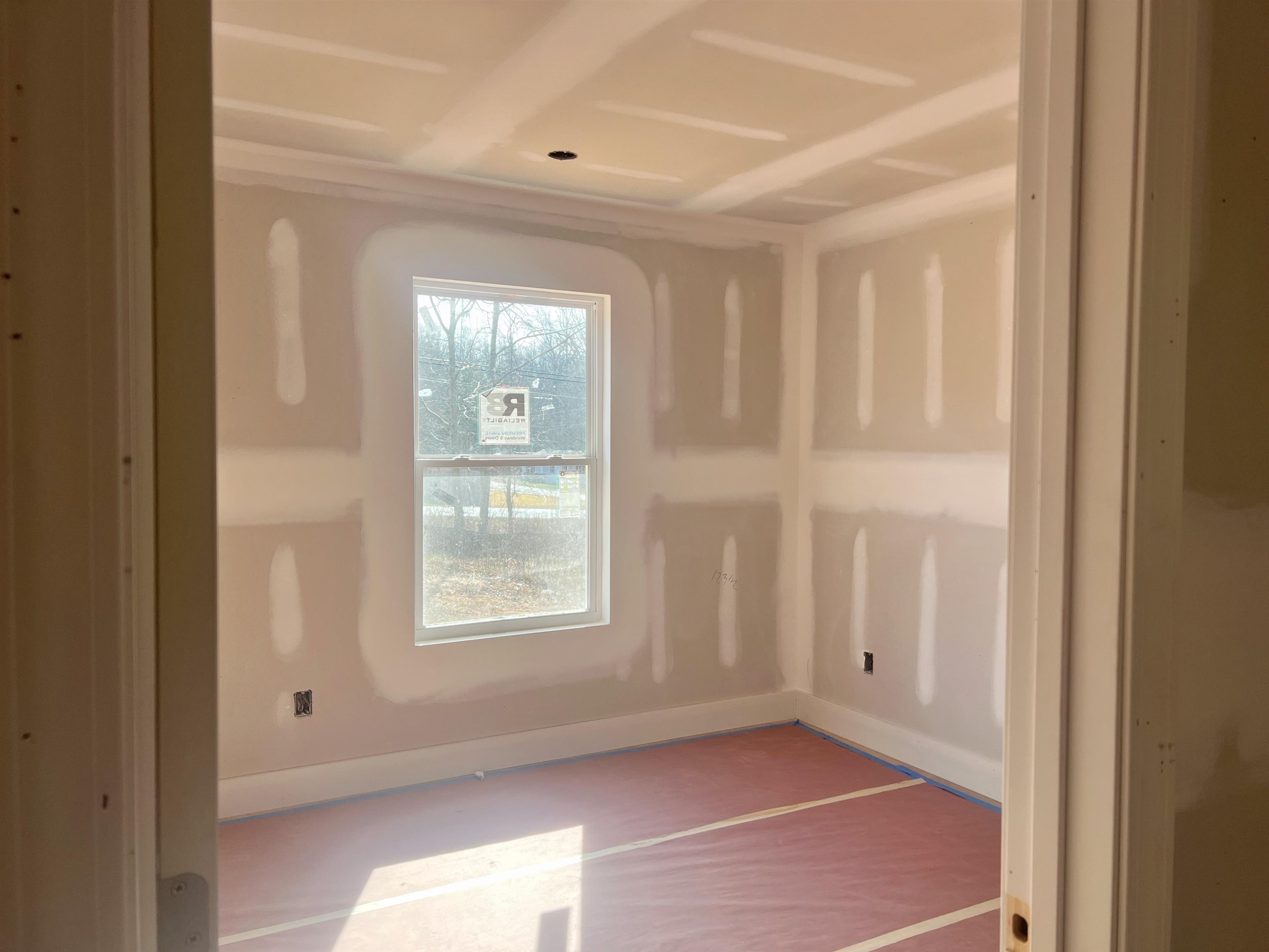 275 Highway 357 Campobello, SC 29322 - Photo 9 of 17