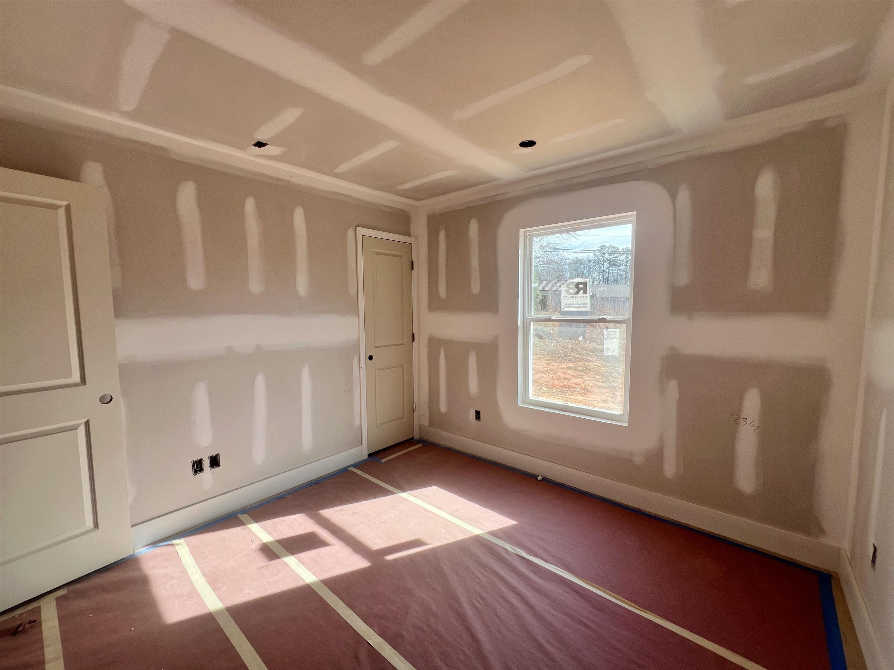 275 Highway 357 Campobello, SC 29322 - Photo 10 of 17