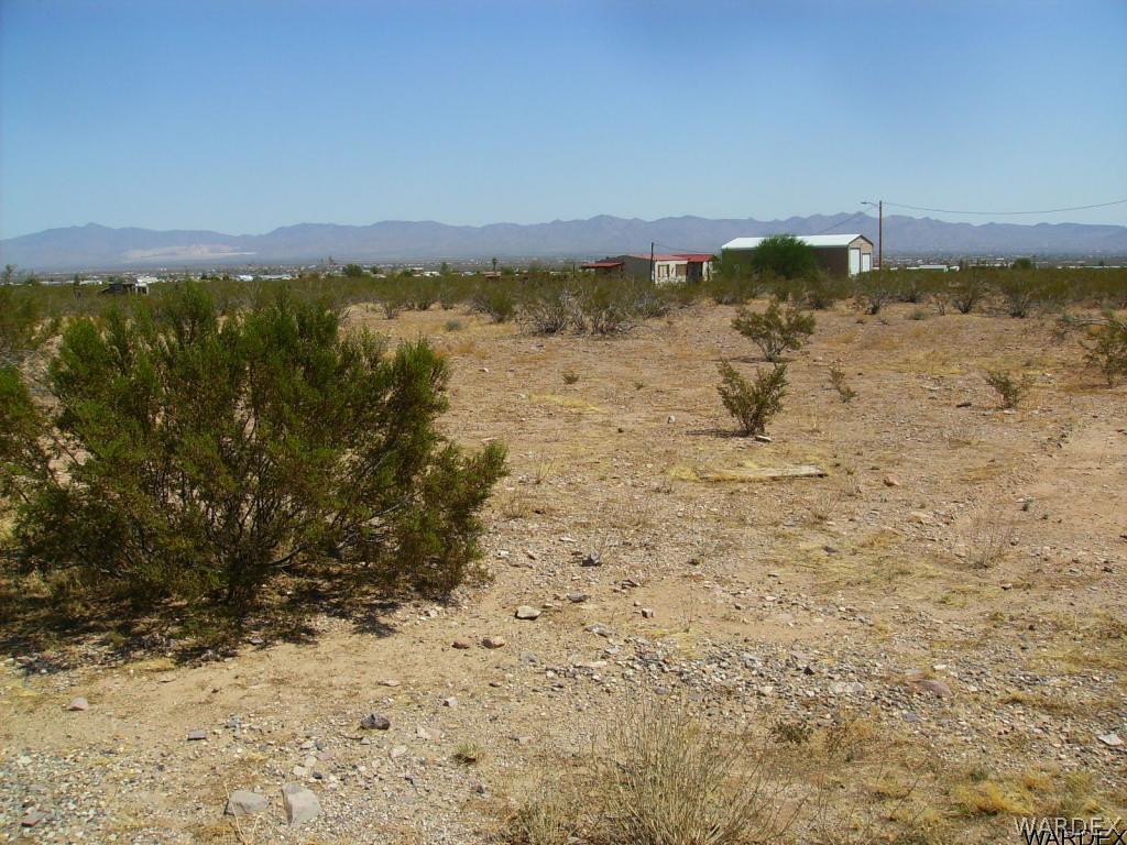 /// South Egar Road Golden Valley, AZ 86413 - Photo 1 of 12 a view of lake view and mountain view