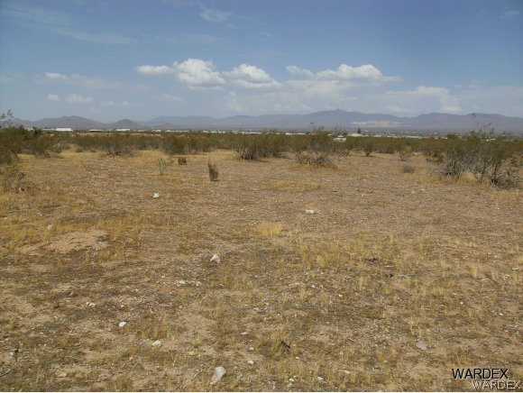 /// South Egar Road Golden Valley, AZ 86413 - Photo 4 of 12 a view of an ocean