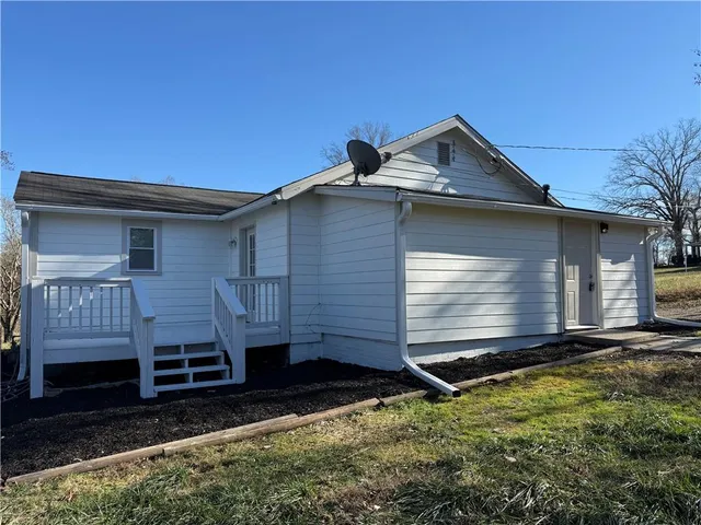 $1,800 | 3915 Dahlonega Highway, Cumming, GA 30028