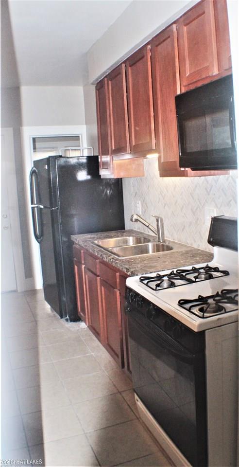 1445 Nottingham Road Grosse Pointe Park, MI 48230 - Photo 47 of 60