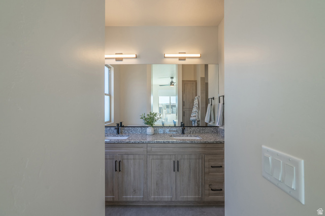 2972 West 570 North Hurricane, UT 84737 - Photo 51 of 104 Full bathroom with double vanity and a ceiling fan