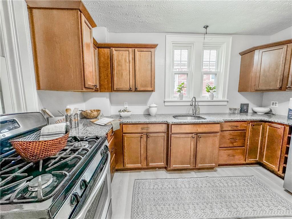 324 East Garden Road Pittsburgh, PA 15227 - Photo 6 of 23 Gallery Image 6