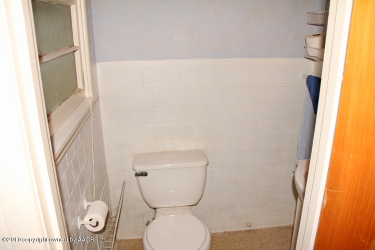 3504 Concord Road Amarillo, TX 79109 - Photo 22 of 30 3rd Bedroom Bath