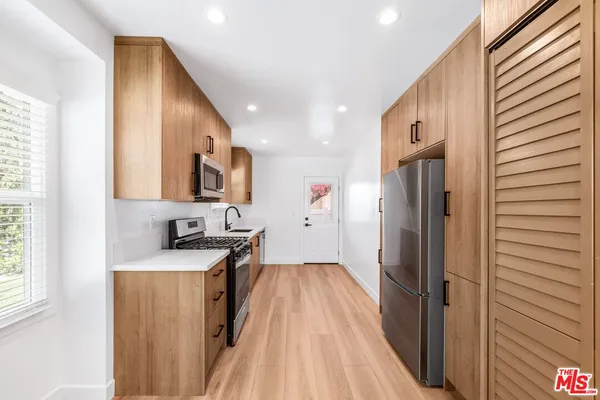 $3,250 | 1258 Mariposa Street, Glendale, CA 91205