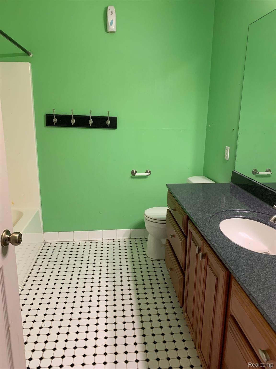 3200 McKinley Road Chelsea, MI 48118 - Photo 15 of 20 second bathroom.jpg