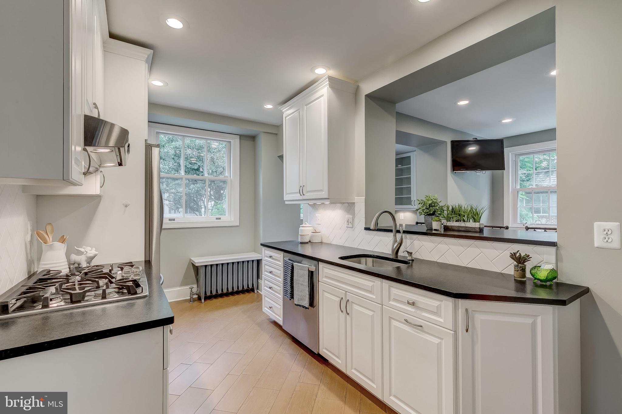 3807 Juniper Road Baltimore, MD 21218 - Photo 19 of 81 Gallery Image 19