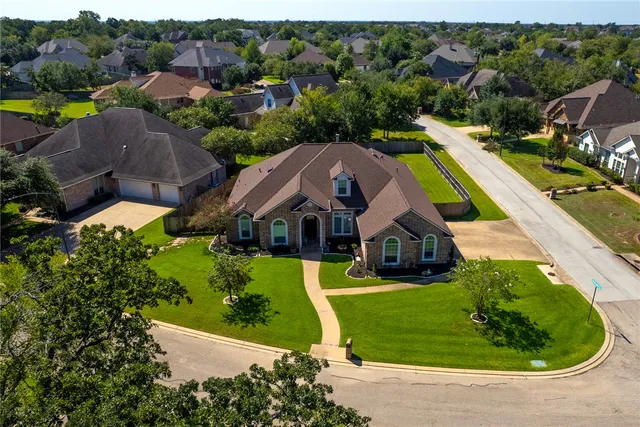 $795,000 | 2209 Rockingham Loop, College Station, TX 77845