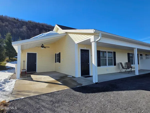 $175,000 | 122 Rabbit, Cobleskill, NY 12043