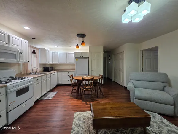 $175,000 | 122 Rabbit, Cobleskill, NY 12043