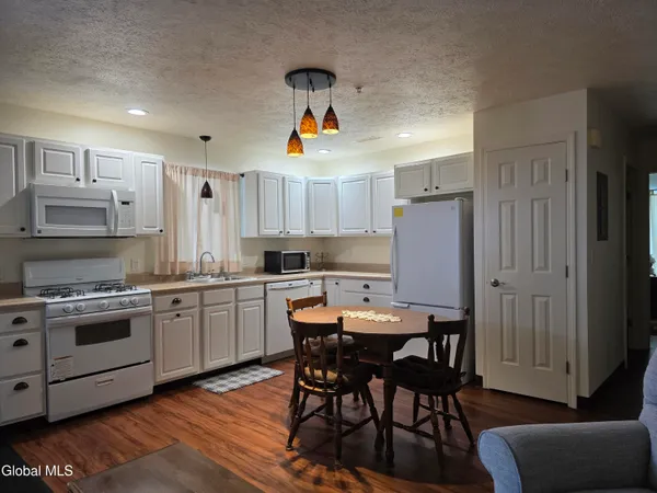 $175,000 | 122 Rabbit, Cobleskill, NY 12043