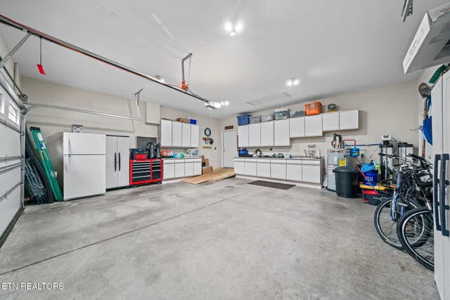 $680,000 | 120 Valarian Drive, Crossville, TN 38558