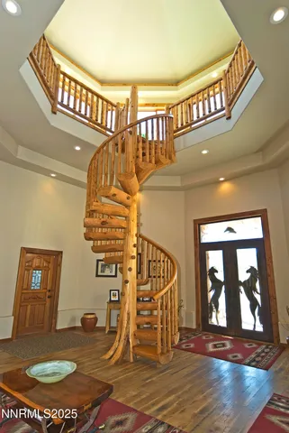 a view of an entryway