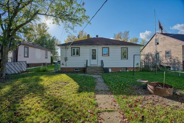 $114,900 | 3810 2nd Avenue West, Hibbing, MN 55746