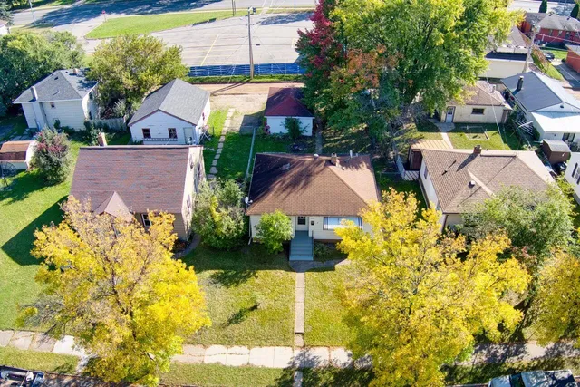 $114,900 | 3810 2nd Avenue West, Hibbing, MN 55746