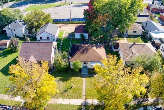 $114,900 | 3810 2nd Avenue West, Hibbing, MN 55746