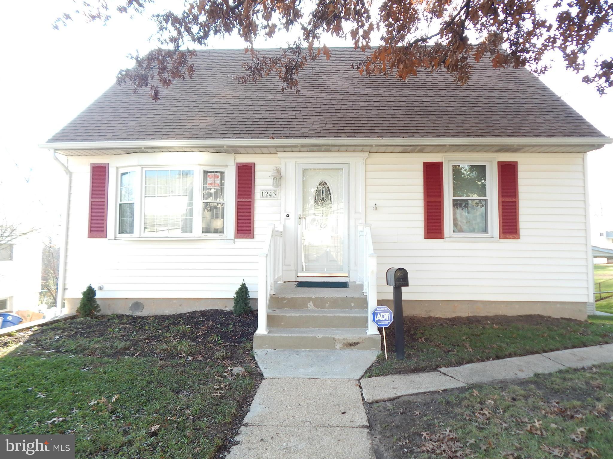 1243 Elm Road Baltimore, MD 21227 - Photo 1 of 29 Exterior (Front)
