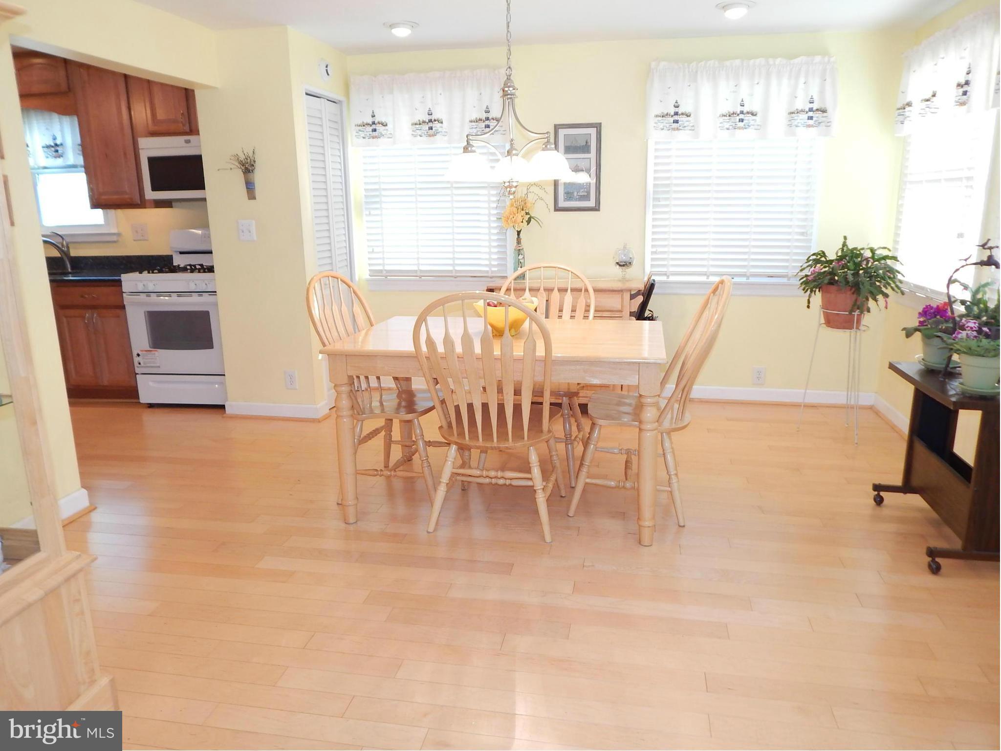 1243 Elm Road Baltimore, MD 21227 - Photo 12 of 29 Dining Room