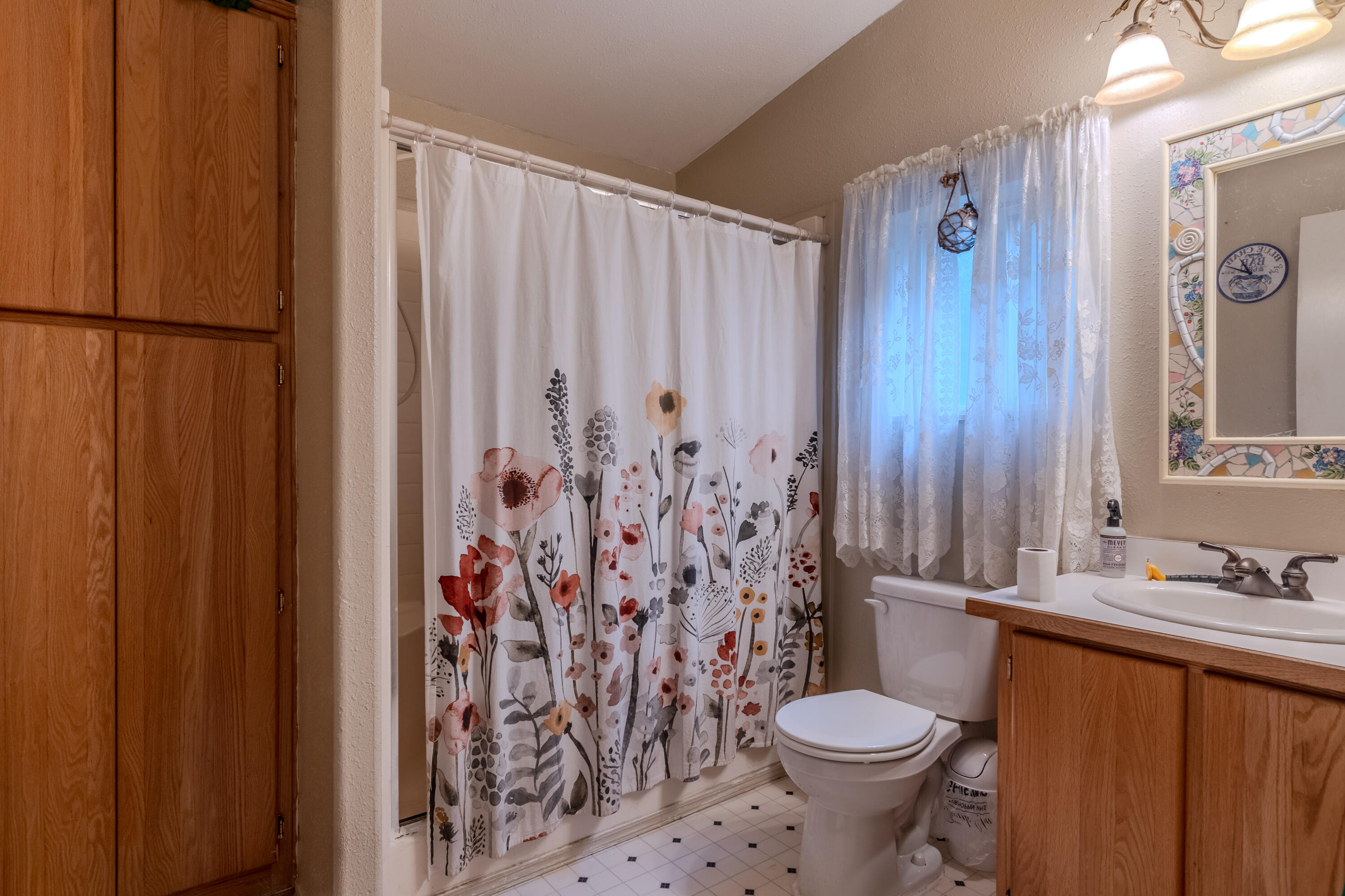 110 West 5th Street Phoenix, OR 97535 - Photo 19 of 25