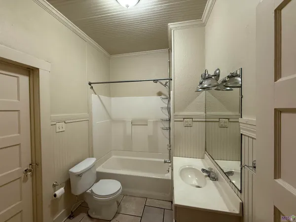 $1,400 | 623 South Eugene Street, Unit 1, Baton Rouge, LA 70806