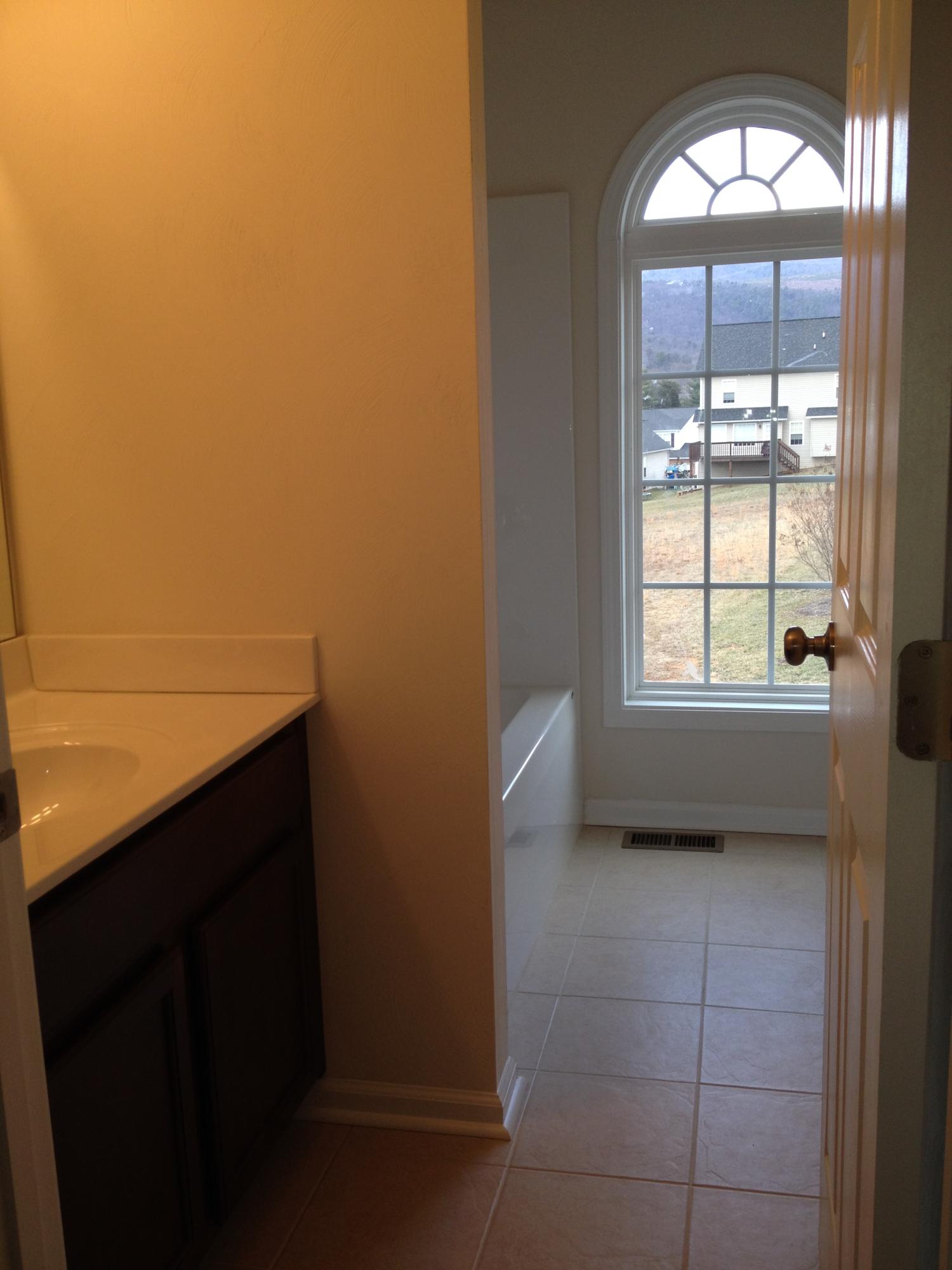 675 Old Fort Road Rocky Mount, VA 24151 - Photo 8 of 12 IMG_3411.JPG
