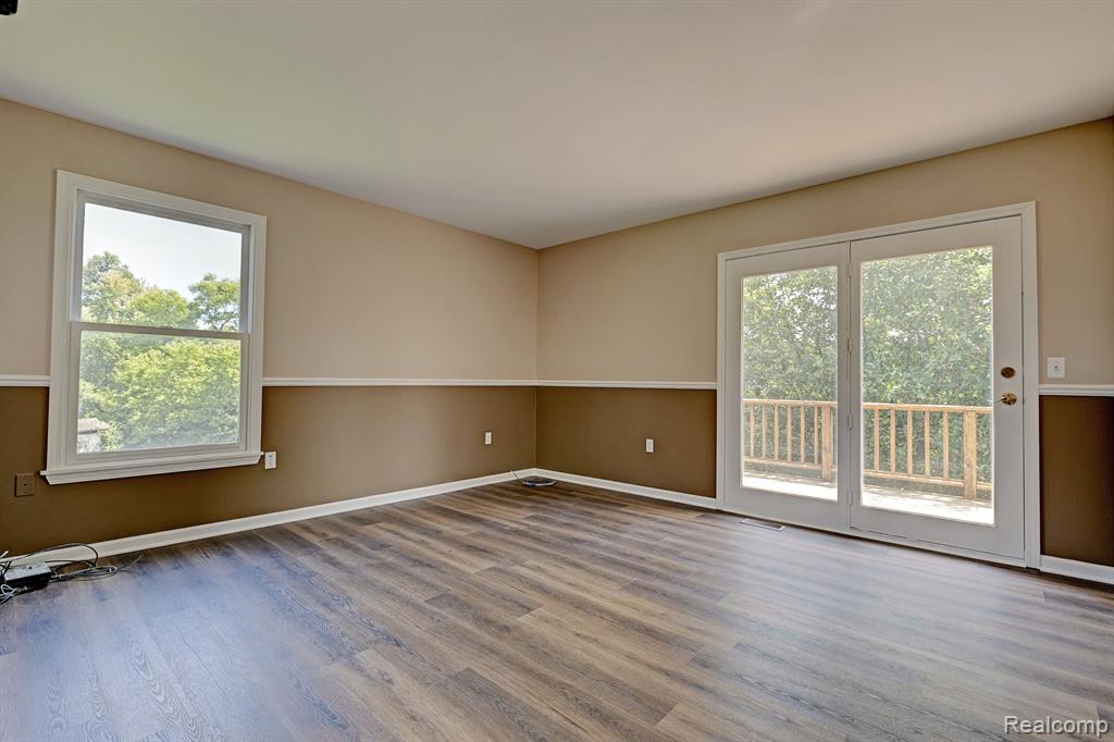 1676 Greenwood Road Lapeer, MI 48446 - Photo 16 of 41 Gallery Image 16