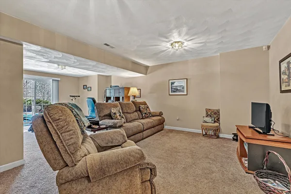 $745,000 | 5852 Salisbury Drive, Roanoke, VA 24018