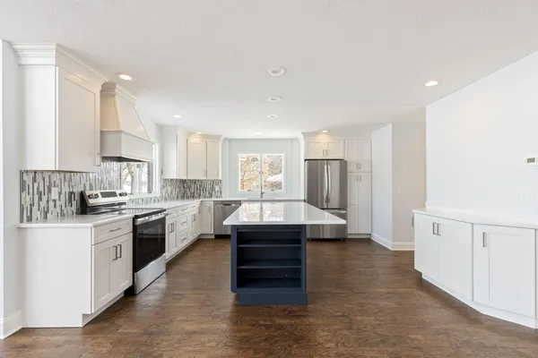 $1,499,999 | 10436 Kings Point Drive, Three Rivers, MI 49093