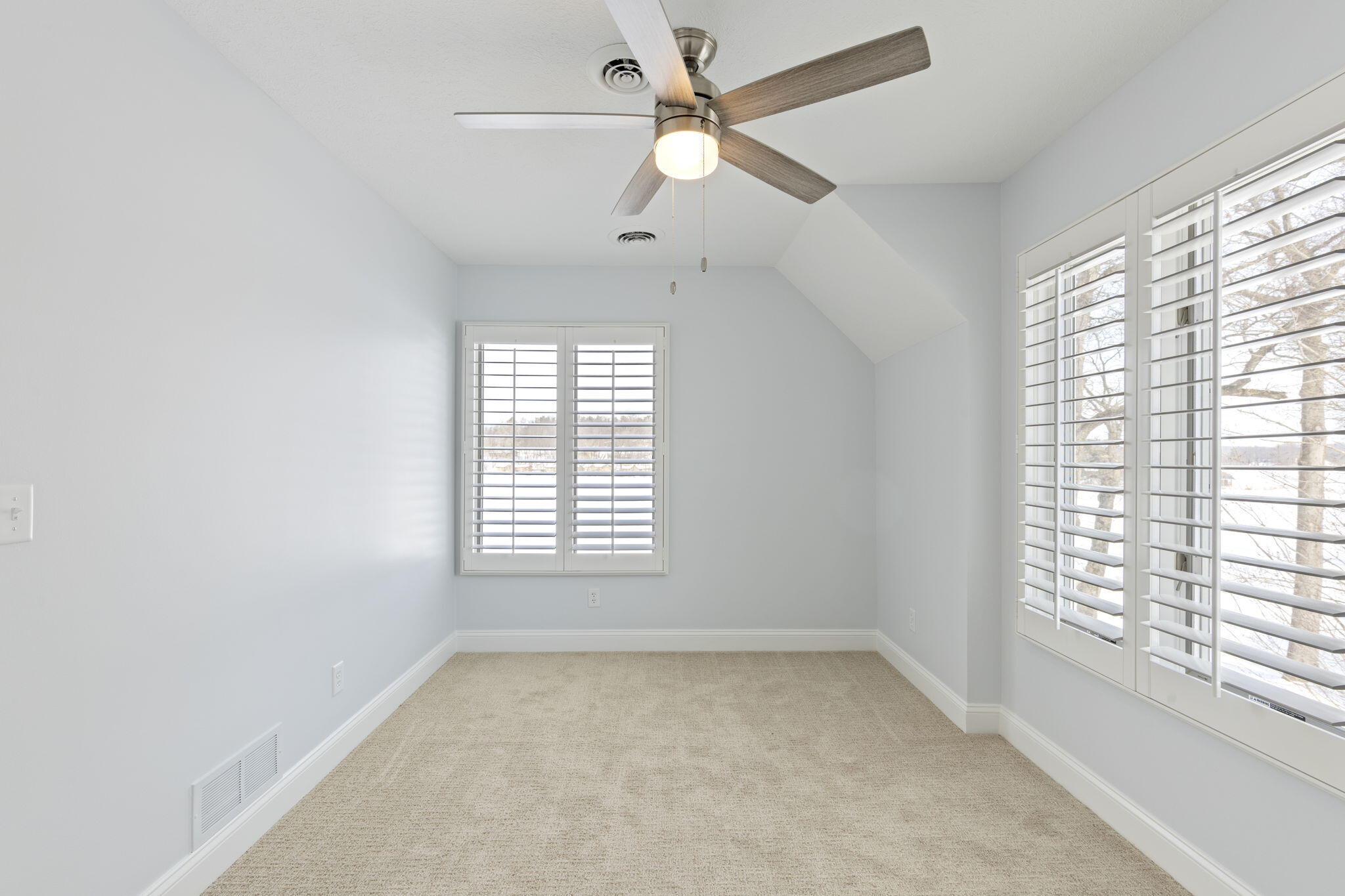 10436 Kings Point Drive Three Rivers, MI 49093 - Photo 24 of 46 28-web-or-mls-986A8084