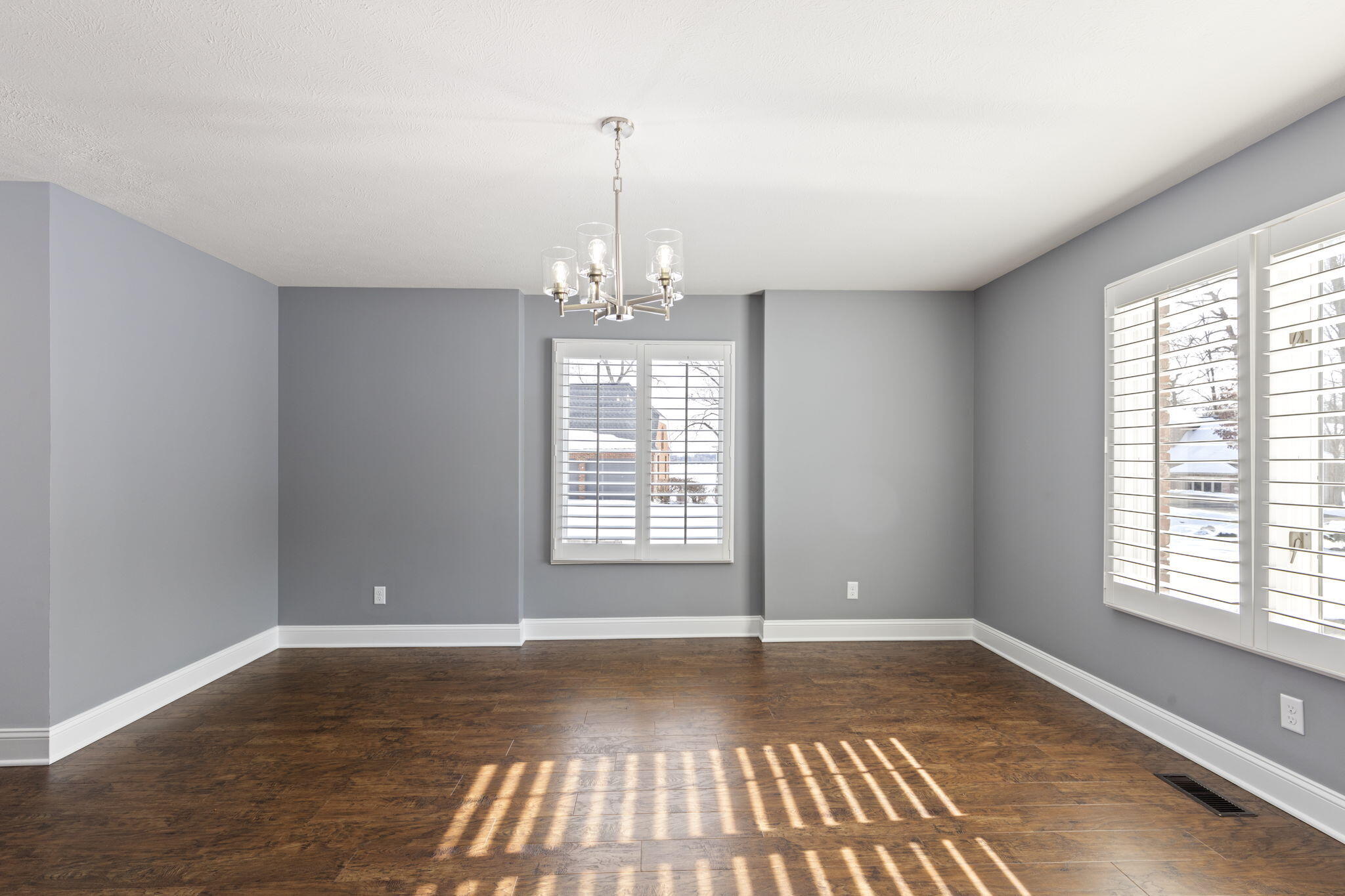 10436 Kings Point Drive Three Rivers, MI 49093 - Photo 5 of 46 9-web-or-mls-986A7970