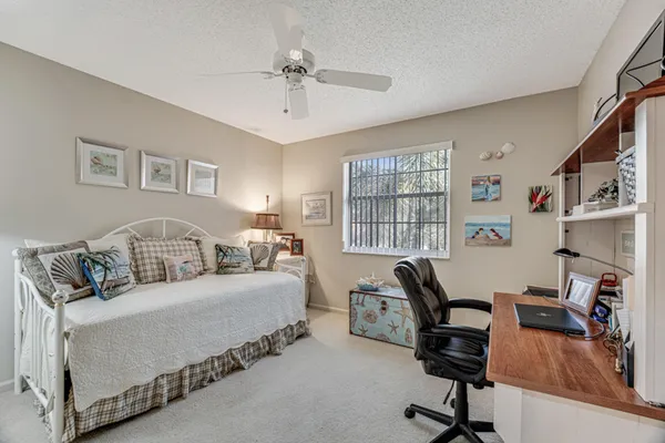 $325,000 | 9817 Seacrest Circle, Unit 201, Boynton Beach, FL 33437