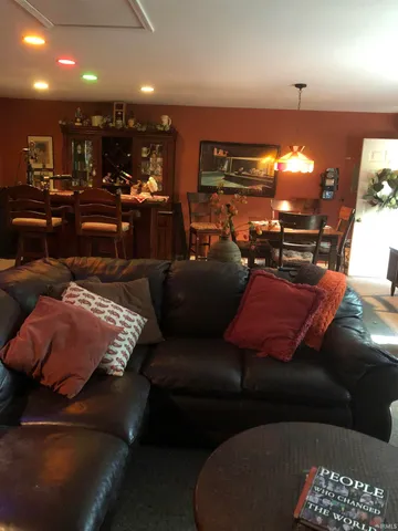 $399,900 | 4110 West Heath Drive, Muncie, IN 47304