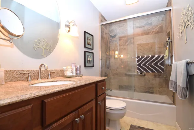 $399,900 | 4110 West Heath Drive, Muncie, IN 47304