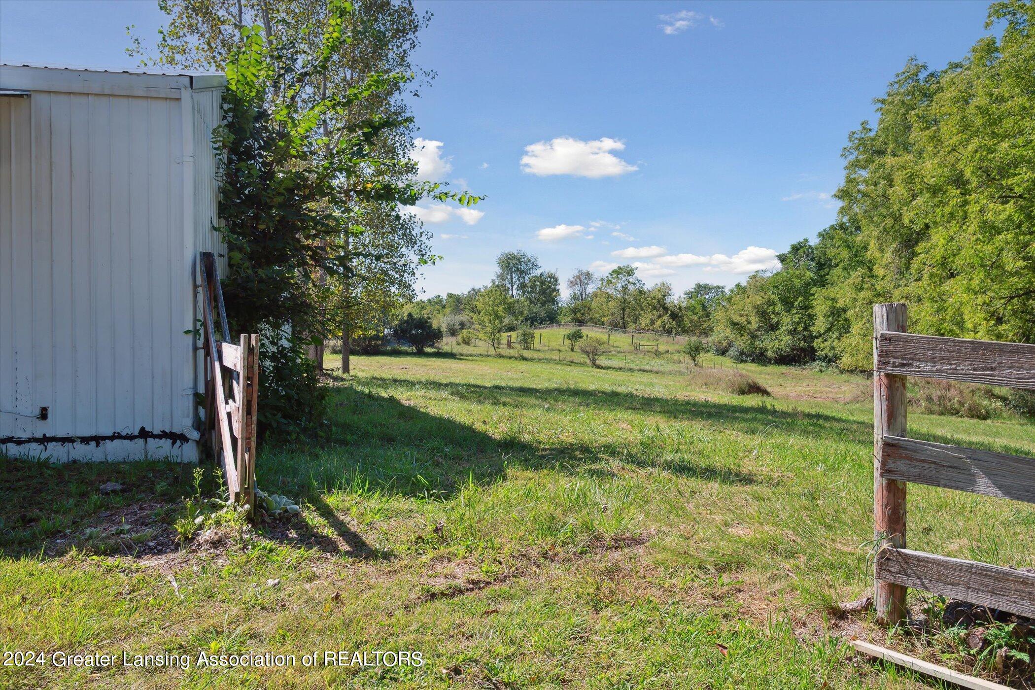 1009 West Barnes Road Mason, MI 48854 - Photo 50 of 65 46-1009-W-Barnes-Rd-Mason-MI-48854-Windo