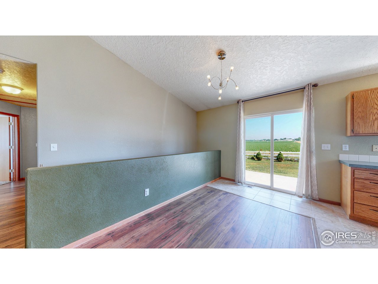 675 East 4th St Road Eaton, CO 80615 - Photo 5 of 32 Eat-In Area of Kitchen